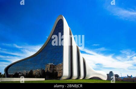 The Heydar Aliyev Center is a 57,500 m2 (619,000 sq ft) building complex in Baku, Azerbaijan designed by Iraqi-British architect Zaha Hadid Stock Photo