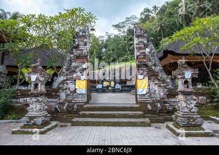 Name of this temple ' Gunung Kawi Sebatu ' the temple is in Ubud Province, Bali
