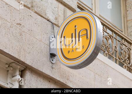 Bordeaux , Aquitaine / France - 05 10 2020 : uja paris un jour ailleurs shop yellow logo sign women fashion store brand Stock Photo