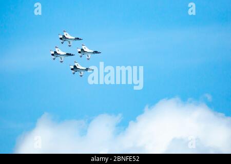 Sioux Falls, SD, USA August 17, 2019 Air Show with the US Air Force F16C Fighting Falcons, Thunderbirds in a blue sky with copy space Stock Photo