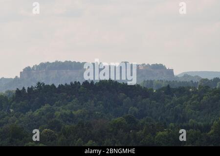 Blick auf die berühmte Festung Königstein in Sachsen. Stock Photo