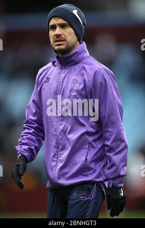 Tottenham best sale coach jacket