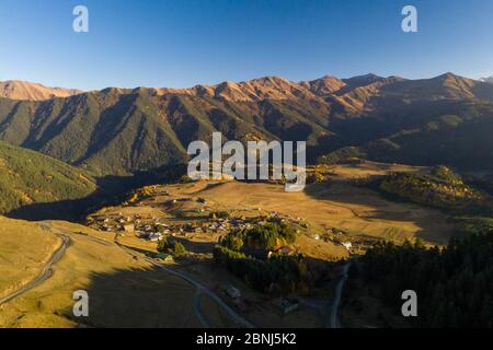 Caucasus, Georgia, Tusheti region, Shenako. Aerial view of the village of Omalo and the surrounding mountains in the Tusheti region. Stock Photo