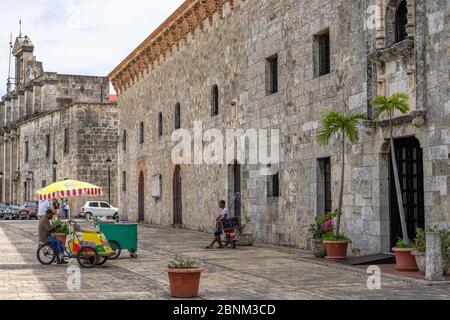 Caribbean, Greater Antilles, Dominican Republic, Santo Domingo, Zona Colonial, street scene in front of the Casas Reales Museum and the Panteón Nacional Stock Photo