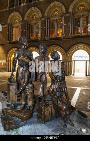 England, London, The City of London, Liverpool Street Station, The Kindertransport Memorial Statue titled 'The Arrival' by Frank Meisler Stock Photo