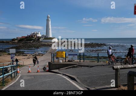 St Mary's Island in Whitley Bay closed off as people are urged not to flock to coastal towns and mational parks across England during the warm weather. Stock Photo