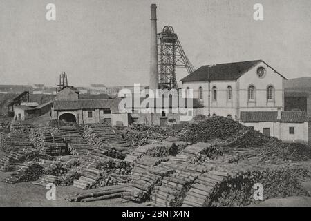 España, Andalucia, provincia de Córdoba. Bélmez. La Catástrofe de Bélmez, en la cuenca carbonífera a orillas del río Guadiato. La mina'Santa Isabel', pozo maestro número 22, donde ocurrió la explosión en la tarde del 17 de marzo de 1898. Fotograbado. La Ilustración Española y Americana,30 de marzo de 1898. Stock Photo