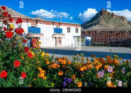 The library of  Pelkhor Chode monastery, Gyantse, Gyangze, Tibet, China. Views of Gyantse Dzong or Gyantse Fortress is located in the northeast of Gya Stock Photo