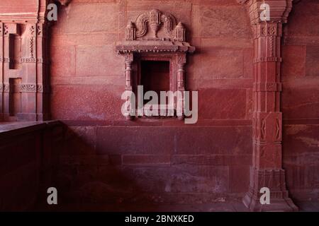 Indian art: impressive interior of Fatehpur Sikri palace near Agra Stock Photo