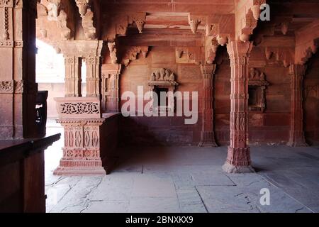 Indian art: impressive interior of Fatehpur Sikri palace near Agra Stock Photo