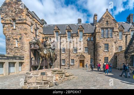 Edinburgh Schloss Stock Photo Alamy