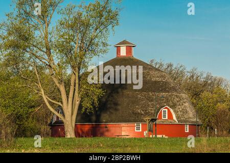 Ryan's Round Barn, a huge round barn built in 1910 by a farmer on the land where Johnson-Sauk Trail State Recreation Area is now located, Illinois, US Stock Photo