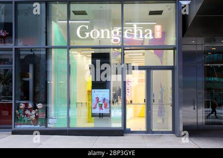 Gong Cha 1600 Broadway New York NYC storefront photo of a