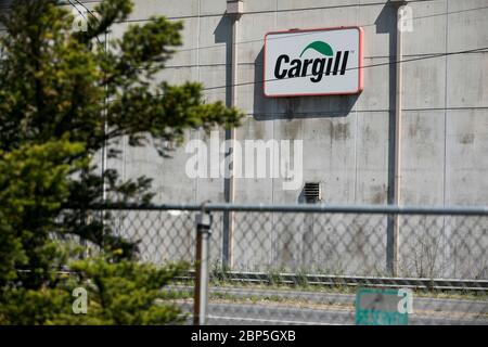 A logo sign outside of a Cargill poultry processing plant in Dayton, Virginia on May 13, 2020. Stock Photo