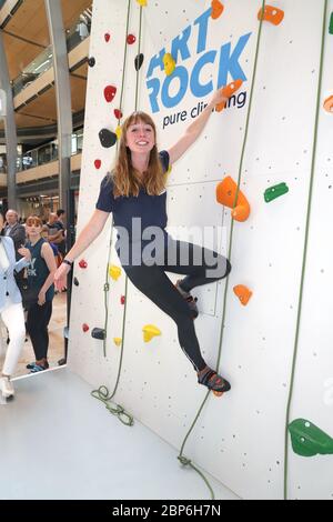 Joanna Semmelrogge,celebrity climbing on the 16m high professional climbing wall in Europa Passage,Hamburg,13.06.2019 Stock Photo