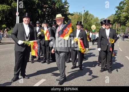 Prime Minister Stephan Weil at the marksmen's parade in Hannover Stock Photo