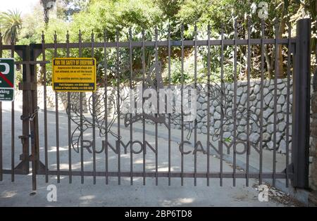 Los Angeles, California, USA 17th May 2020 A general view of atmosphere of Runyan Canyon Park closed on May 17, 2020 in Los Angeles, California, USA. Lloyd Wright Estate at 3003 Runyan Canyon was once residence of actor Errol Flynn. Photo by Barry King/Alamy Stock Photo Stock Photo