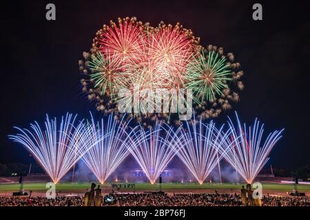 Surex (Polen), Fireworks at the highest level, showdown of the Koenigsklasse at the Pyronale 2019 on the Maifeld in front of the Berlin Olympic Stadium. Stock Photo