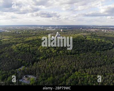 Aerial view of lake Teufelssee a glacial lake in the Grunewald forest in the Berlin borough of Charlottenburg-Wilmersdorf. Stock Photo