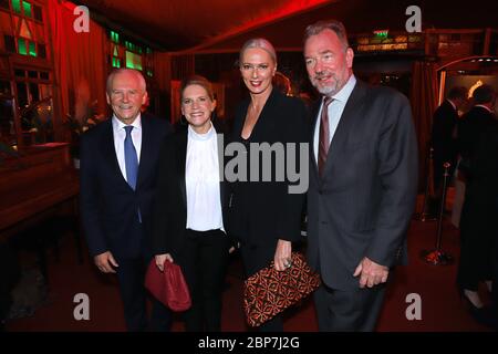 Ruediger Grube,Cornelia Poletto,Petra van Bremen,Dr. Michael Kubenz,premiere of Cornelia Poletto's Palazzo in the Spiegelpalast in front of the Deichtorhallen,Hamburg,15.11.2019 Stock Photo