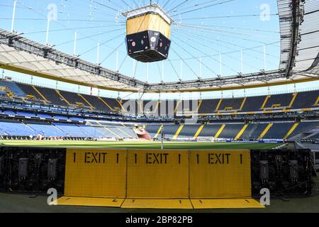 16.05.2020, xjhx, Soccer 1.Bundesliga, 26.matchday, Eintracht Frankfurt - Borussia Monchengladbach. Stadium view/view/arena/stadium/interior/interior/interior view/pitch/tribuene, Uebersicht.Commerzbank Arena. Photo: Jan Huebner/Pool via FOTOAGENTUR SVEN SIMON For journalistic purposes only. Only for editorial use. (DFL/DFB REGULATIONS PROHIBIT ANY USE OF PHOTOGRAPHS as IMAGE SEQUENCES and/or QUASI-VIDEO). | usage worldwide Stock Photo