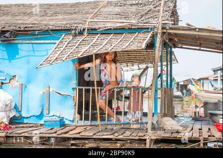 Two children in the Floating village at Kompong Chnnang, Krong Kampong Chhnang, Cambodia, Southeast Asia Stock Photo