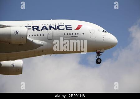 航空機・ヘリコプター Phoenix AirFrance A380 F-HPJA Phoenix Models. Air France Airbus A380. F-HPJA 1: 400 Scale