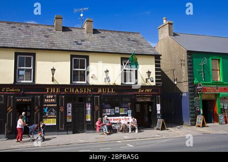 Pub in Bundoran Town, County Donegal, Ireland Stock Photo