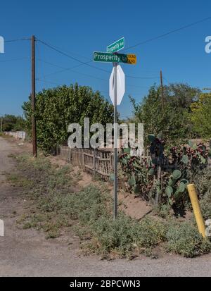 corner of "Prosperity Avenue" and "Prosperity Lane" in Albuquerque, New Mexico Stock Photo