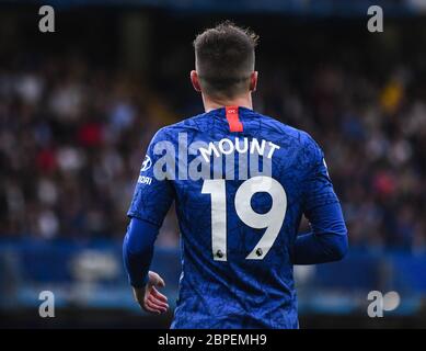 Mason Mount #19 of Chelsea during the game Stock Photo - Alamy