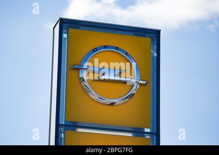 Osnabrueck, Germany May 17th, 2020: Symbol pictures - 2020 Opel, logo, lettering, feature / symbol / symbolfoto / characteristic / detail / | usage worldwide Stock Photo