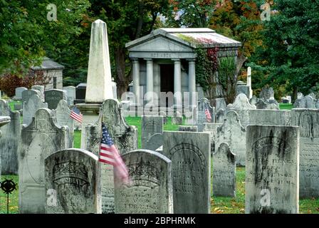Cemetery, Congregationalist Church (Old First Church), Bennington, Vermont Stock Photo