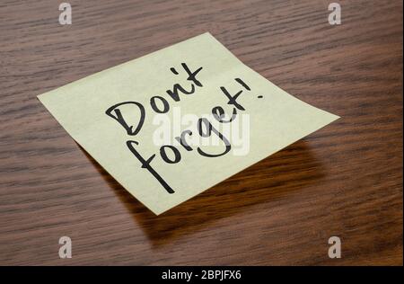 Sticky note with the text Do not forget Stock Photo