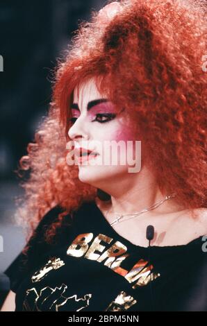 TV-Talkshow // 90er Jahre - Nina Hagen // TV-Talkshow // 90er Jahre Stock Photo