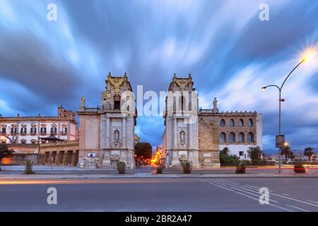 Monumental city gate Porta Felice in Palermo, water-side entrance of the main and most ancient street of the city Cassaro, Palermo, Sicily, southern I Stock Photo