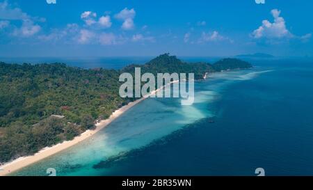 Aerial drone view of beautiful tropical Koh Kradan paradise island in Thailand Stock Photo