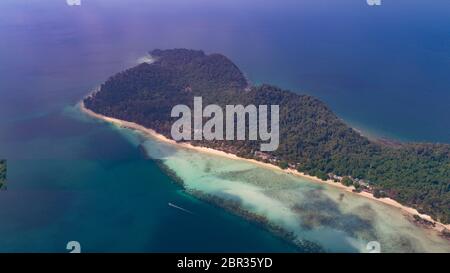 Aerial drone view of beautiful tropical Koh Kradan paradise island in Thailand Stock Photo