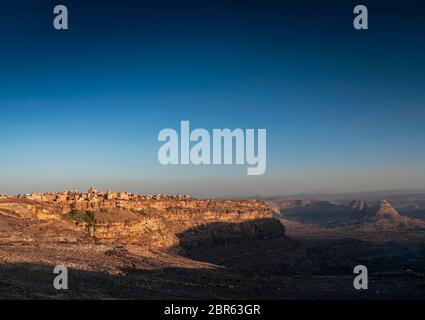 kawkaban ancient traditional architecture hilltop village in haraz mountains of yemen Stock Photo