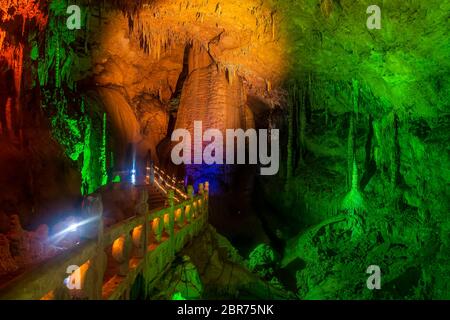 Yellow Dragon Cave, also known as The Wonder of the World's Caves, Zhangjiajie, Hunan, China Stock Photo