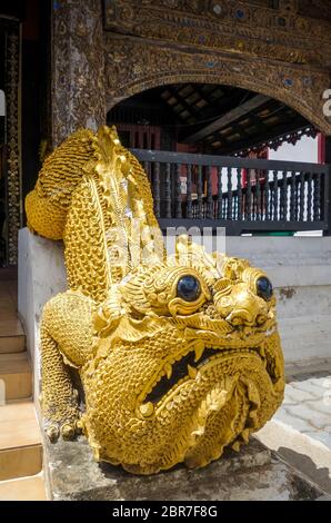 Dragon statues in Wat Buppharam temple, Chiang Mai, Thailand Stock Photo