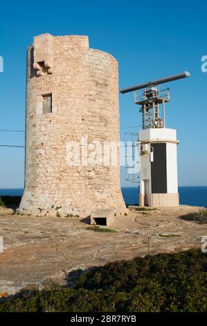 Cala Figuera - beautiful coastline and view of old lighthouse in Cala Figuera, Mallorca, Spain Stock Photo