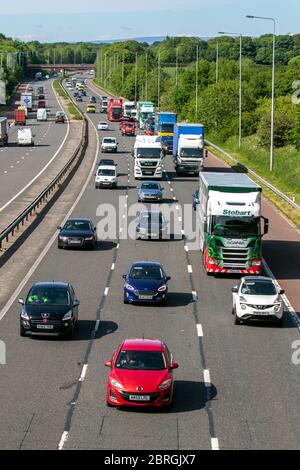 Chorley, Lancashire. 21st May, 20020 UK Weather; Heavy traffic on the M6 as the return to work picks up momentum. Congestion leads to the inevitable breakdown and mishap blocking traffic south bound.   Credit: MediaWorldImages/AlamyLiveNews Stock Photo