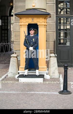 Swedish guards at the court of the royal palace in Stockholm Stock Photo