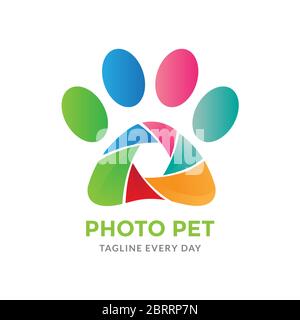 Pets photography logo design - vector Stock Vector
