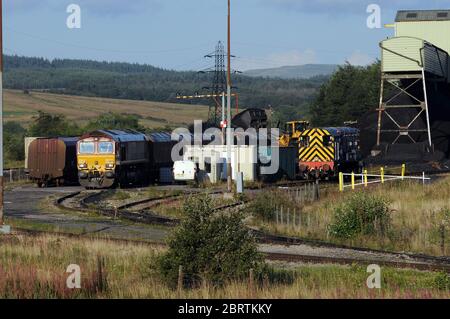 66172 'Paul Melleney' with an MGR and 08613 at Onllwyn Washery. Stock Photo