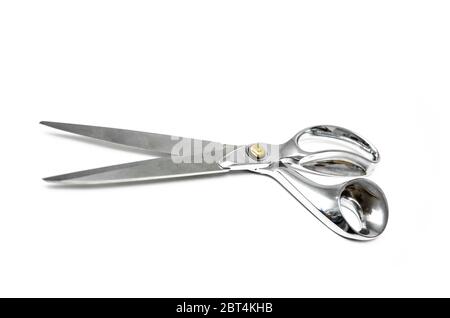 https://l450v.alamy.com/450v/2bt4khb/pair-of-tailor-scissors-with-metal-golden-handle-isolated-on-white-background-2bt4khb.jpg