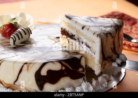 Vanilla hazelnut - Take The Cake