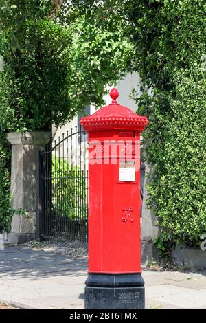 Rare Victorian Penfold style letter post box Stock Photo