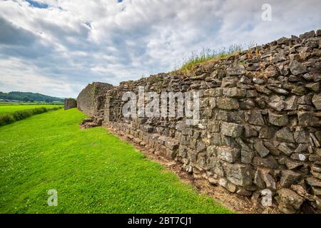 The stone blocks of the defensive south wall of the Roman Town ‘Venta Silurum’ at Caerwent, Wales Stock Photo