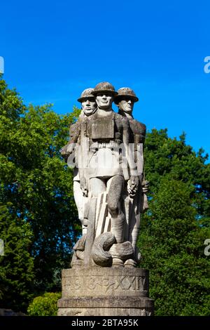 24th East Surrey Division World War I Memorial by Eric Kennington in Battersea Park, London, UK Stock Photo